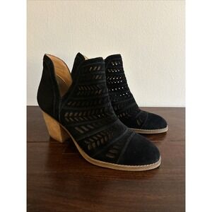 Frye and & Co. Allister Feather Bootie Black 8.5 Ankle Boots Western Boho Suede